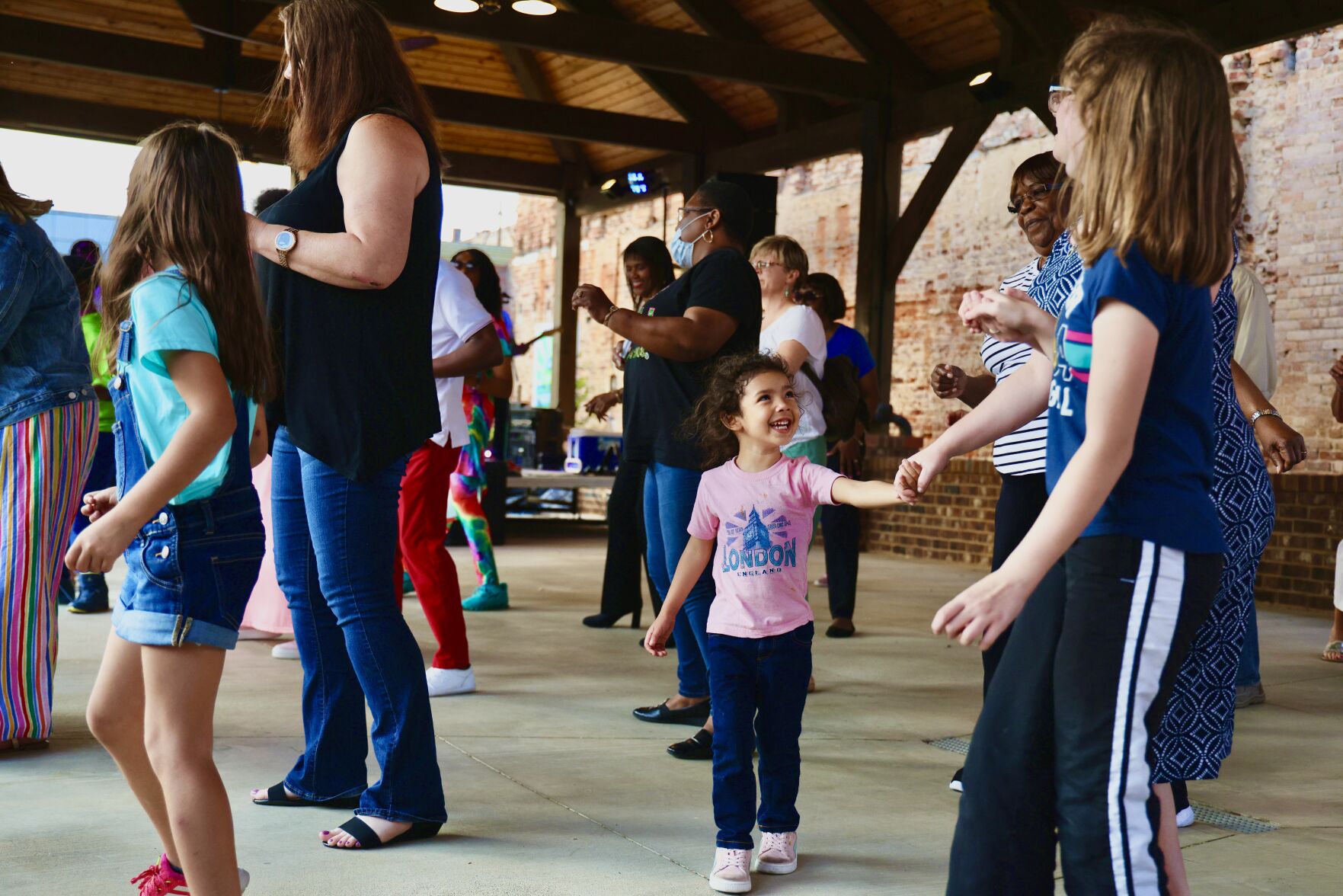 DORA Street Dance